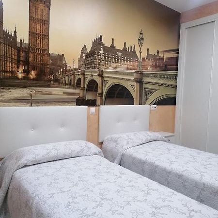 Hostal Restaurante Casa Isabel Gamonal Екстериор снимка